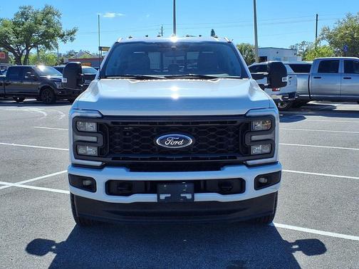 Oxford White 2023 Ford F-250 XLT