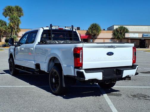 Oxford White 2023 Ford F-250 XLT
