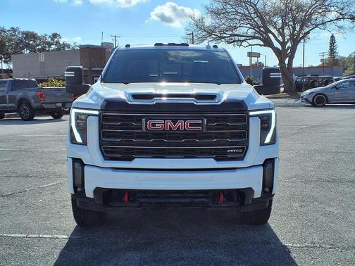2024 GMC Sierra 2500 AT4