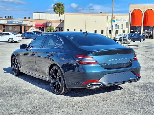 2022 Genesis G70 3.3T RWD