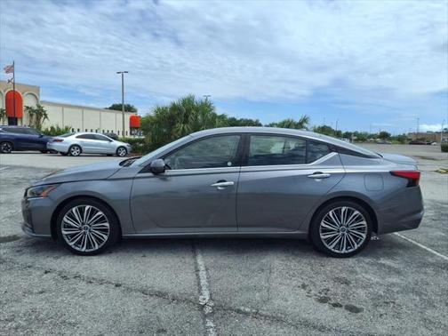 2023 Nissan Altima 2.5 SL