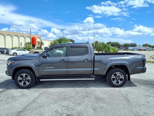 2017 Toyota Tacoma TRD Sport