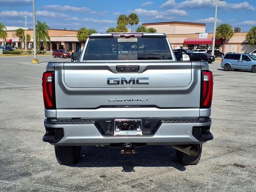 2024 GMC Sierra 2500 Denali Ultimate