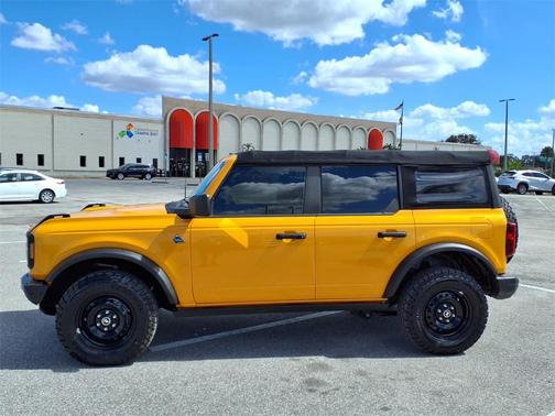 2021 Ford Bronco Black Diamond