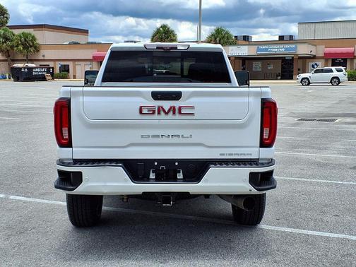 White Frost Tricoat 2020 GMC Sierra 2500 Denali