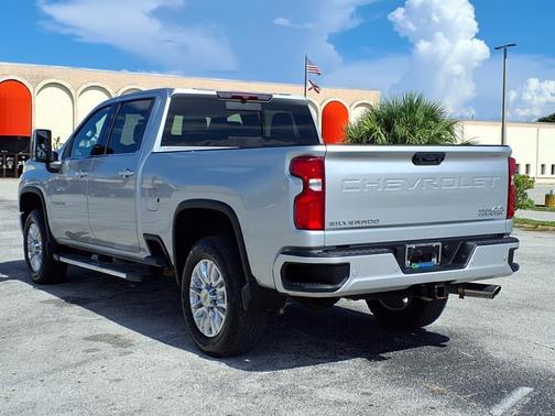 2022 Chevrolet Silverado 2500 High Country