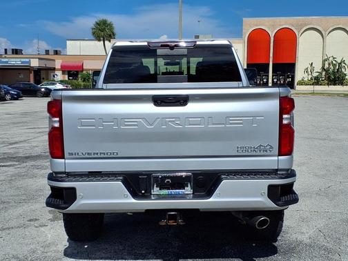 2022 Chevrolet Silverado 2500 High Country