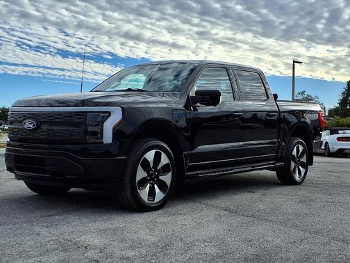 2024 Ford F-150 Lightning Platinum