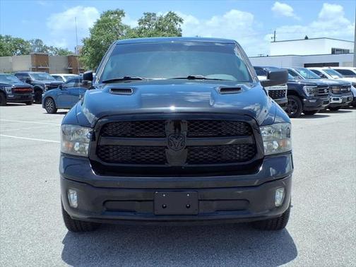 2019 RAM 1500 SLT