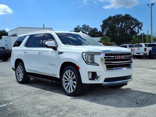 2021 GMC Yukon SLT