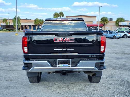 2024 GMC Sierra 2500 SLE