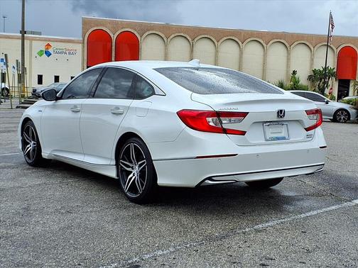2022 Honda Accord Hybrid Touring