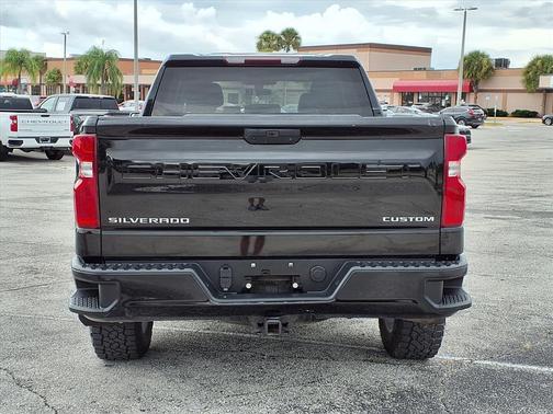 2022 Chevrolet Silverado 1500 Custom
