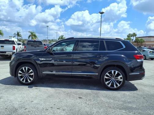 2022 Volkswagen Atlas 3.6L SEL Premium