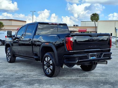 2024 GMC Sierra 2500 Denali