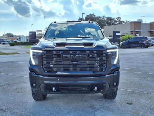 2024 GMC Sierra 2500 Denali