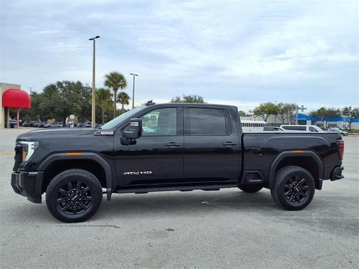 2024 GMC Sierra 2500 AT4