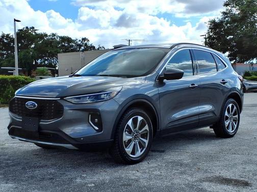 2023 Ford Escape Platinum