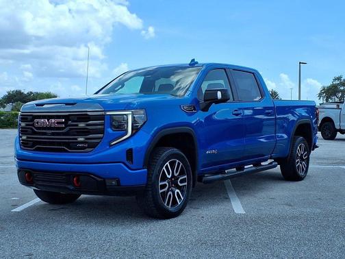 Dynamic Blue Metallic 2023 GMC Sierra 1500 AT4