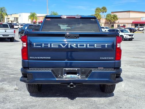 2022 Chevrolet Silverado 1500 Custom
