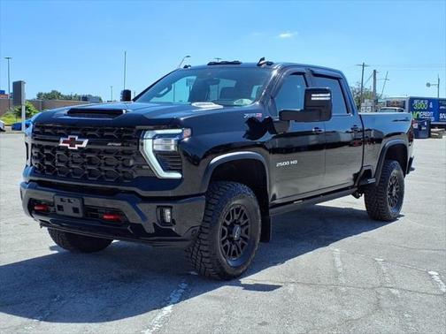 2024 Chevrolet Silverado 2500 4WD Crew Cab Standard Bed ZR2