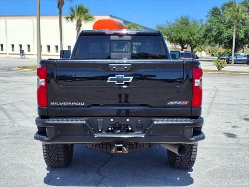 2024 Chevrolet Silverado 2500 4WD Crew Cab Standard Bed ZR2