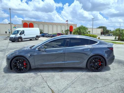 2018 Tesla Model 3 Performance