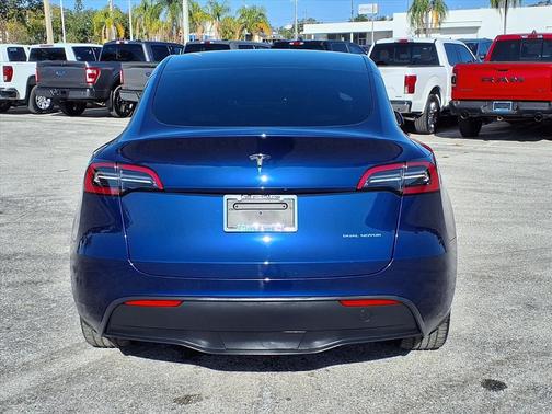 2023 Tesla Model Y Long Range Dual Motor All-Wheel Drive