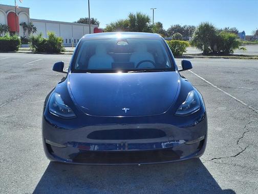 2023 Tesla Model Y Long Range Dual Motor All-Wheel Drive