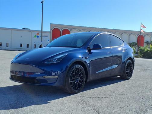 2023 Tesla Model Y Long Range Dual Motor All-Wheel Drive