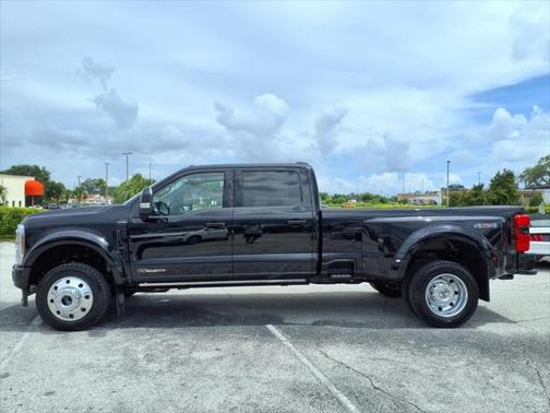 2025 Ford F-450 Platinum