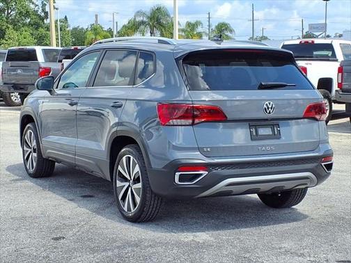 2024 Volkswagen Taos 1.5T SE