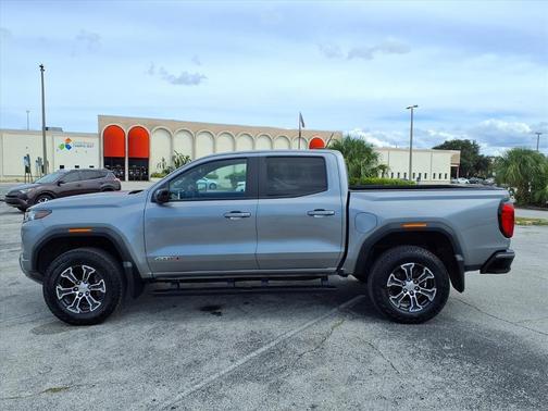 2023 GMC Canyon AT4