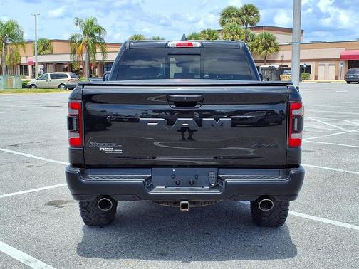 Diamond Black Crystal Pearlcoat 2022 RAM 1500 Rebel