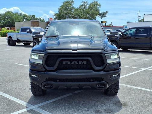 Diamond Black Crystal Pearlcoat 2022 RAM 1500 Rebel