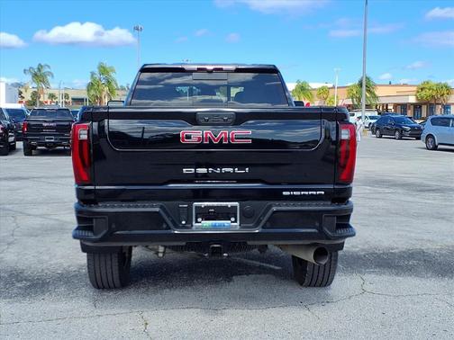 2024 GMC Sierra 2500 Denali