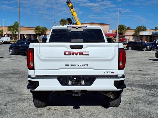 2021 GMC Sierra 2500 AT4
