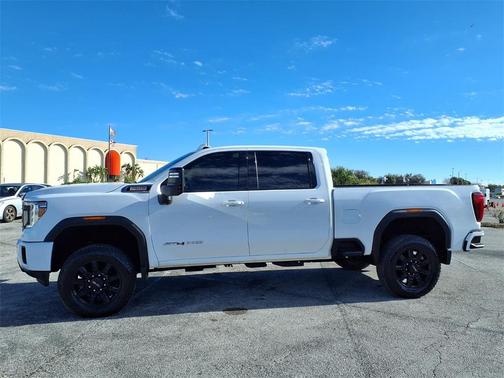 2021 GMC Sierra 2500 AT4