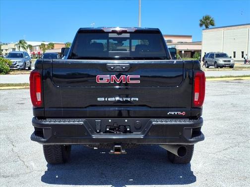 2023 GMC Sierra 2500 AT4