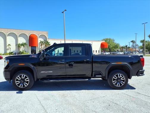 2023 GMC Sierra 2500 AT4