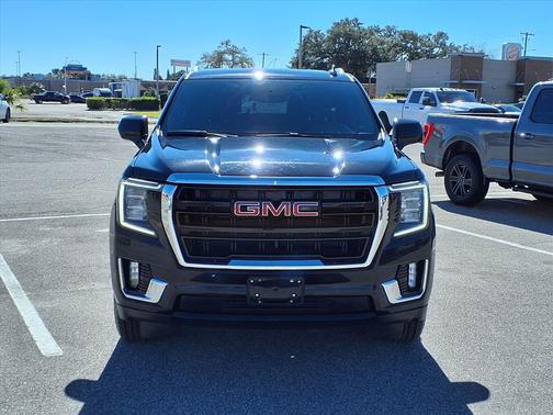 2024 GMC Yukon XL SLE