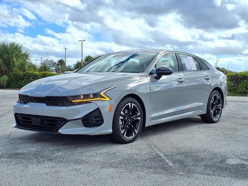 2024 Kia K5 GT-Line