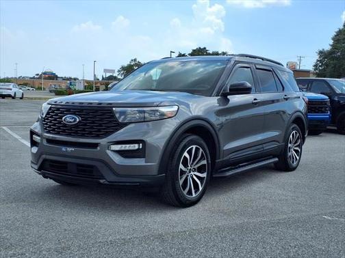 2023 Ford Explorer ST-Line