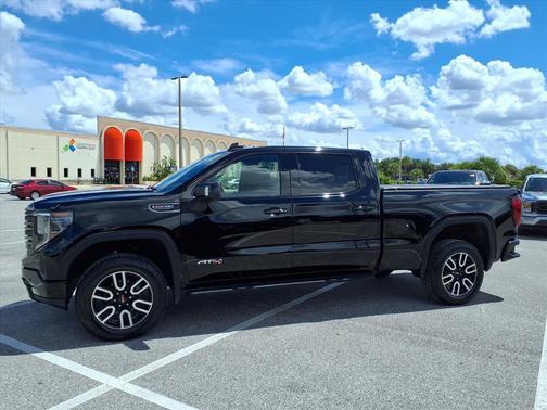 2022 GMC Sierra 1500 AT4