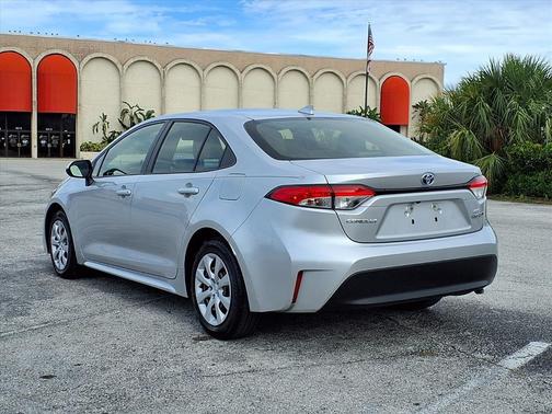 2023 Toyota Corolla Hybrid XLE