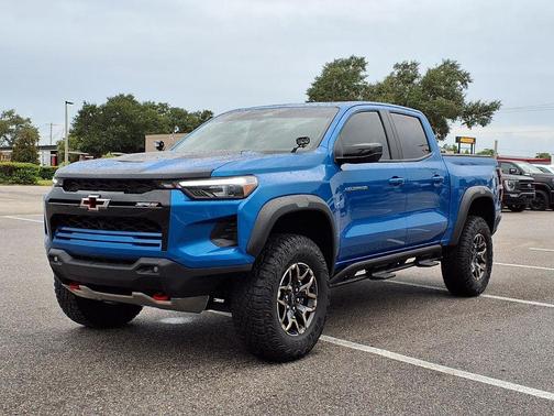 Glacier Blue Metallic 2024 Chevrolet Colorado ZR2
