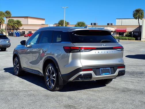 2024 INFINITI QX60 Luxe