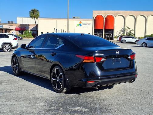 2024 Nissan Altima SR FWD