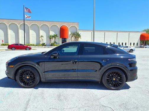2023 Porsche Cayenne GTS