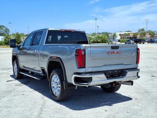 2024 GMC Sierra 3500 SLT